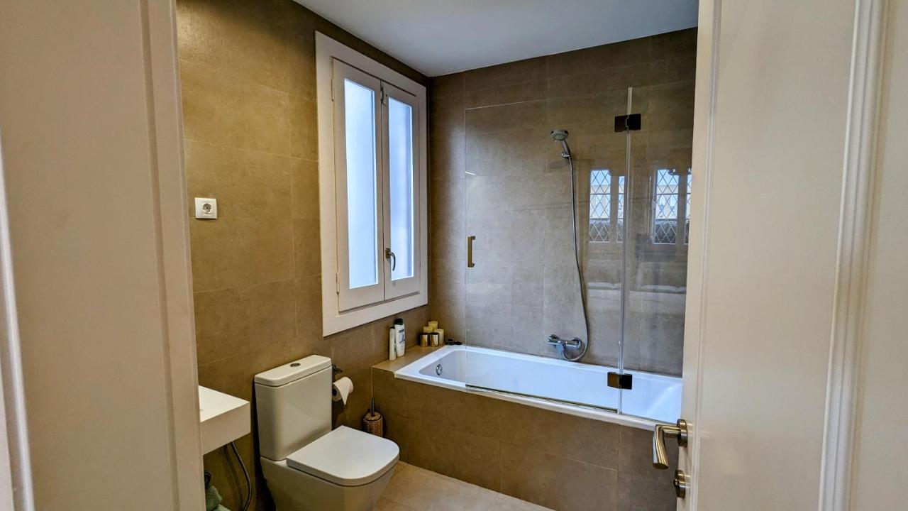 Unique Premium Suite With Sunset Terrace In Born Neighborhood Barcelona Buitenkant foto