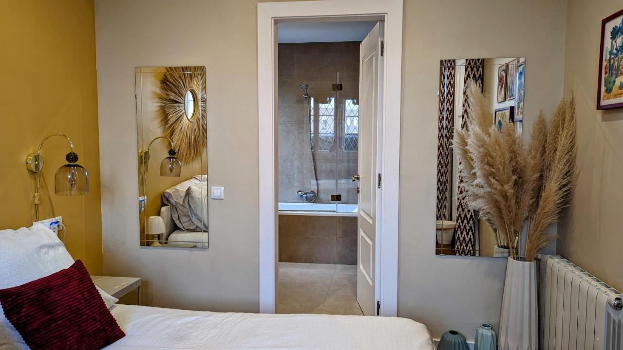 Unique Premium Suite With Sunset Terrace In Born Neighborhood Barcelona Buitenkant foto